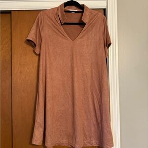 Love Riche Suede-Look blush dress